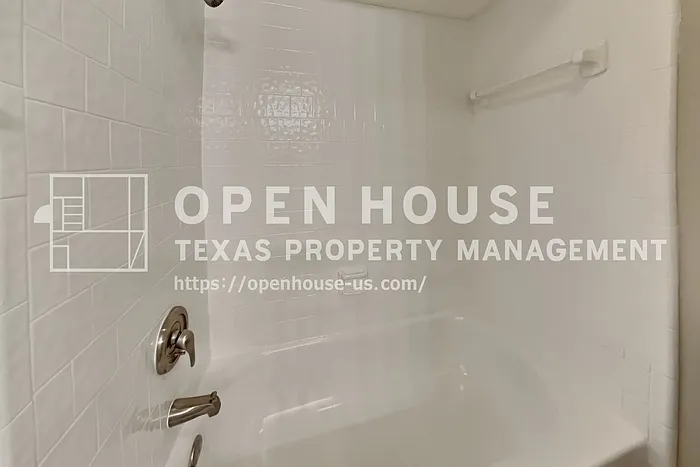 7711 Thorncreek Way — Photo 16