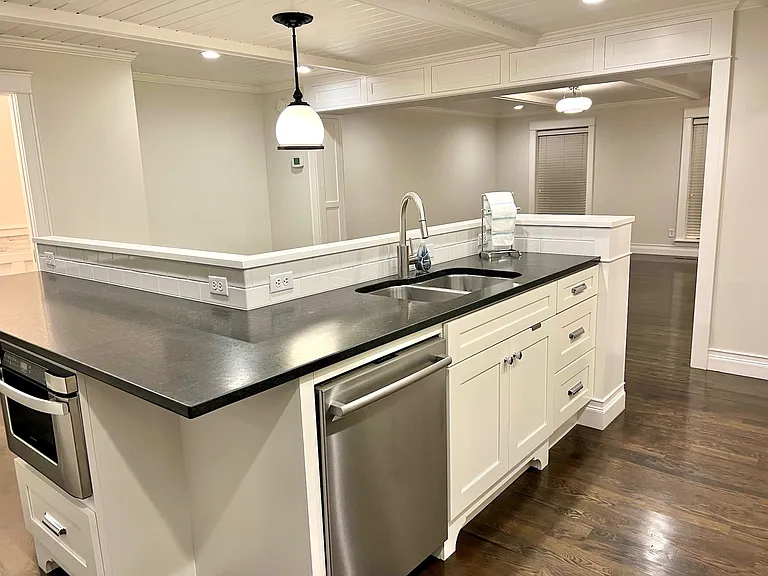 Bosch dishwasher, and drawer microwave!