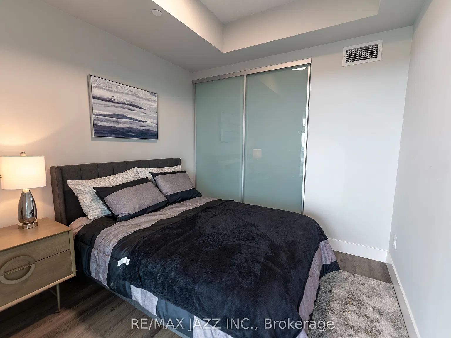 1 bed, $2,040 — Photo 3