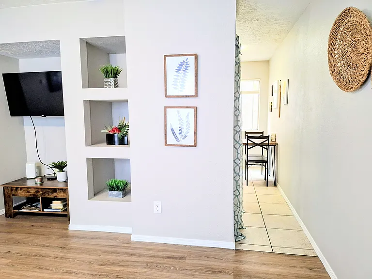 1406 Pennsylvania St NE #4 — Photo 32