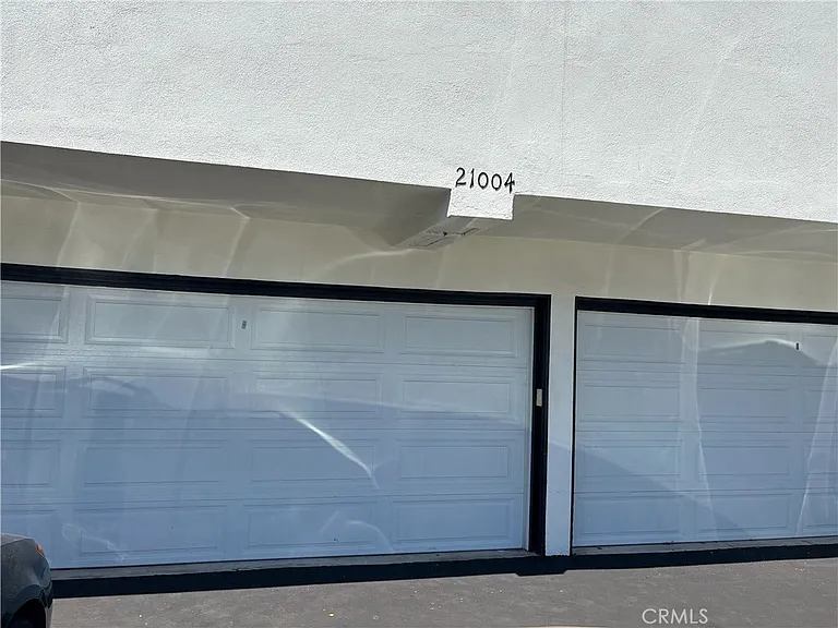 21004 Henrietta St #C — Photo 15