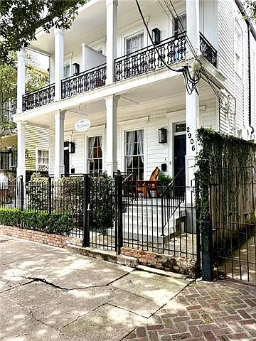 Studio, 1.0 bath, 462 sqft, $1,900 — Photo 1