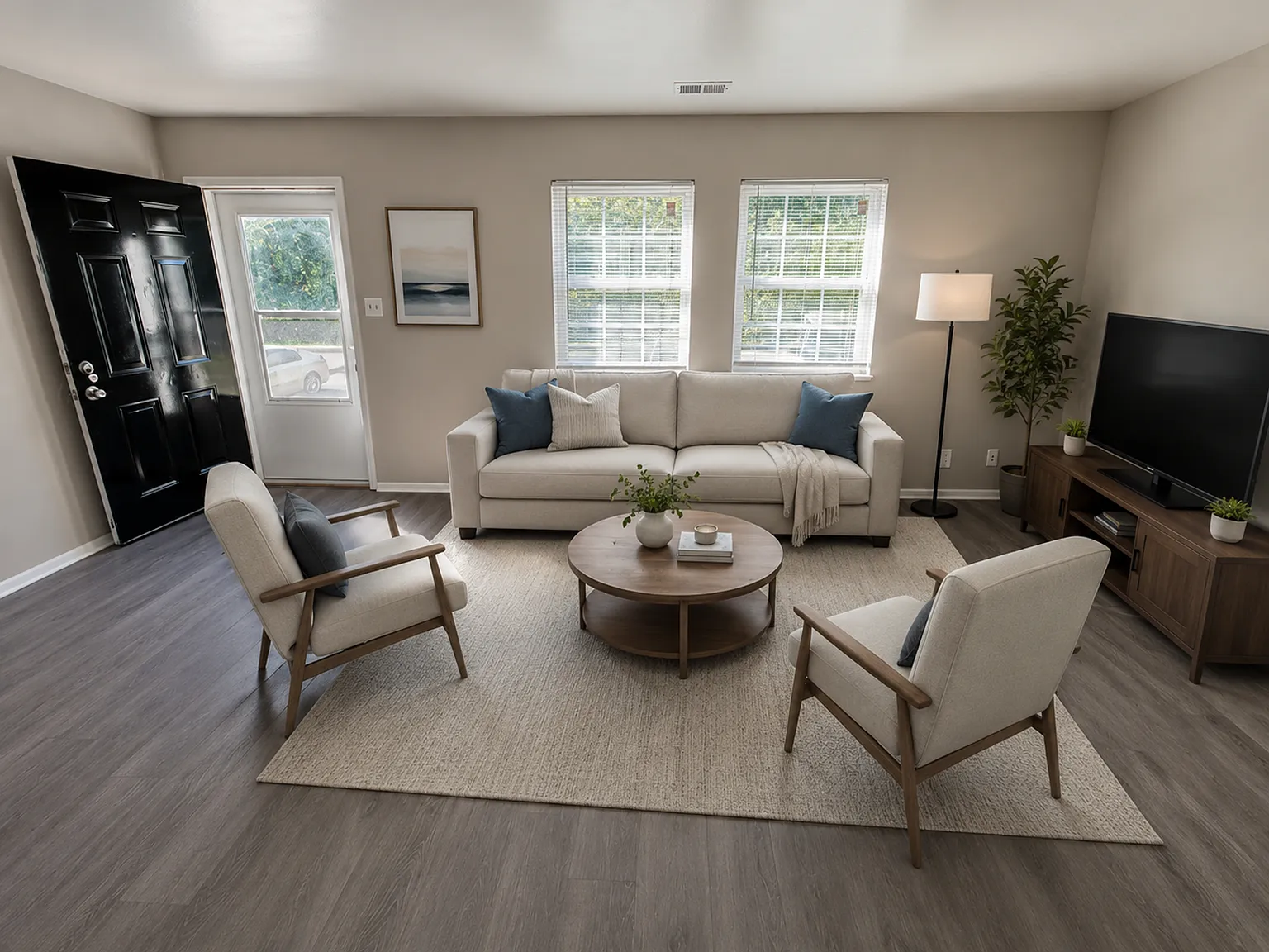 Lakewood Flats and Townhomes — Photo 3