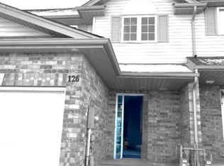 126 Templewood Dr #126, Kitchener, ON N2R1Y4