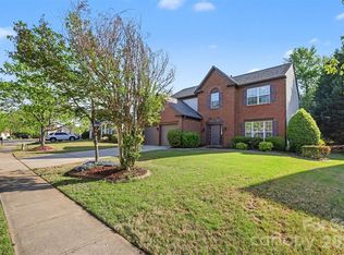 9144 Linden Tree Ln, Charlotte, NC 28277