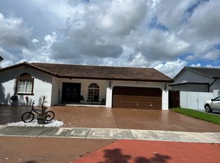 15451 SW 177th Ter, Miami, FL 33187