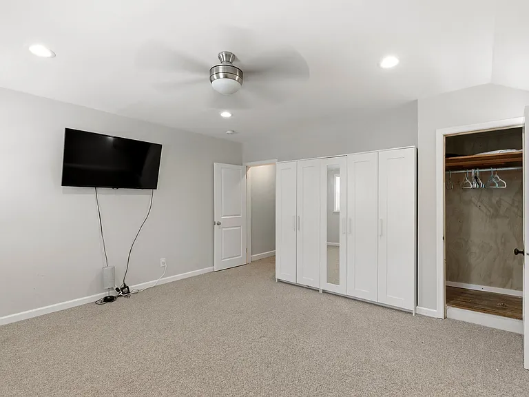 8530 Oakleigh Rd — Photo 13