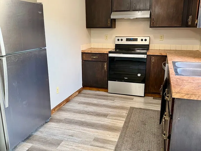 1624 Azalea Dr #2 — Photo 4