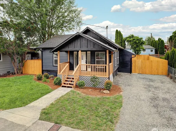 203 Roake Avenue SE, Castle Rock, WA 98611