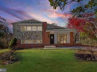 908 Scotts Hill Dr, Baltimore, MD 21208