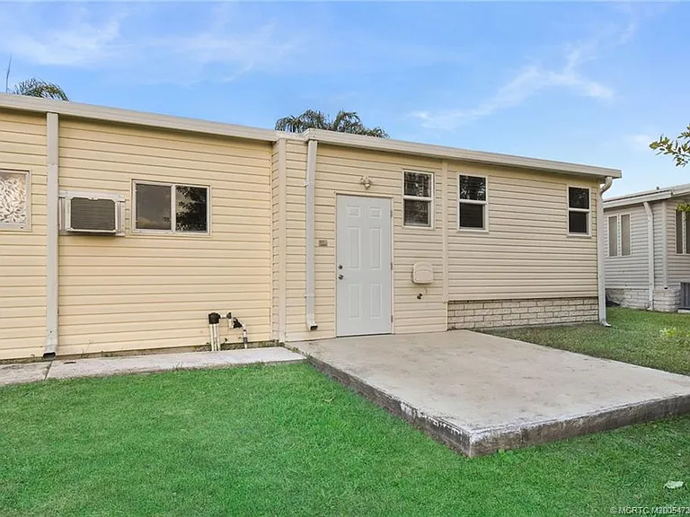 7073 SE Birchwood Ln — Photo 6