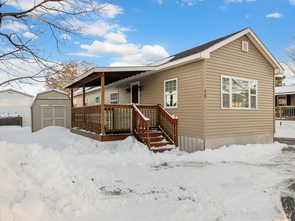 86 Blackberry Place, Kittery, ME 03904