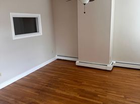 2 Chesterton St, Roxbury, MA
