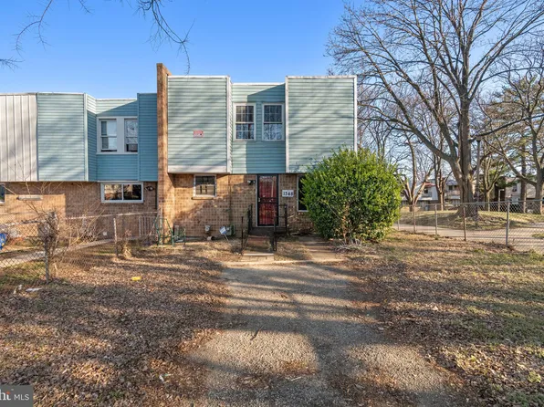 1348 Martin Luther King Pedestrian Way, Chester, PA 19013