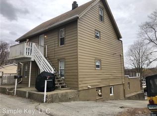 17 Vine St, Norwich, CT 06360