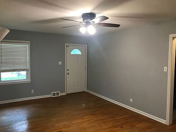 5th image of 2924 Sacramento St