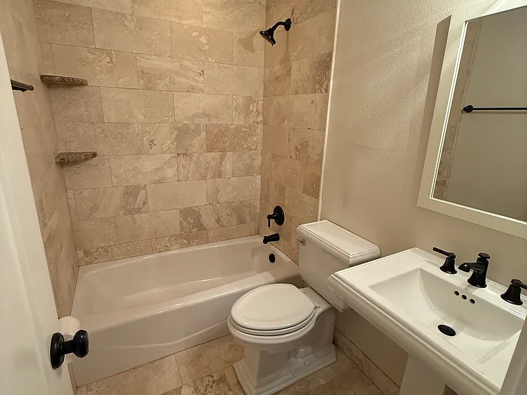 2540 W Tennessee Ave — Photo 18