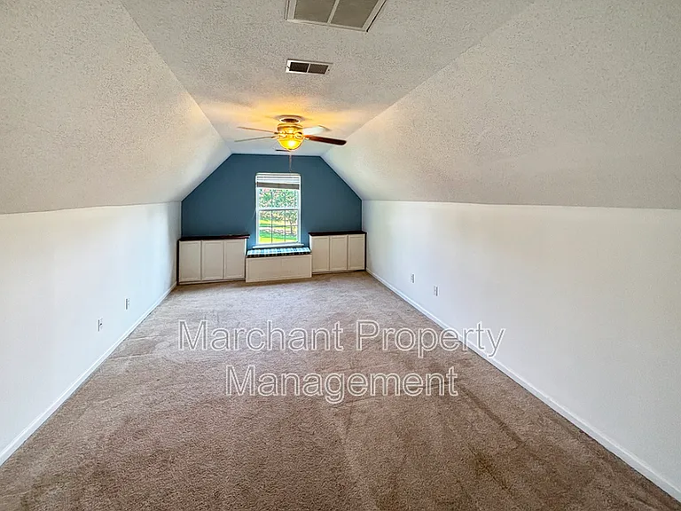 1 Appleton Ln — Photo 12