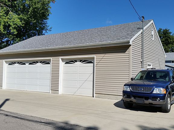 3-4 Car Garage 26x40