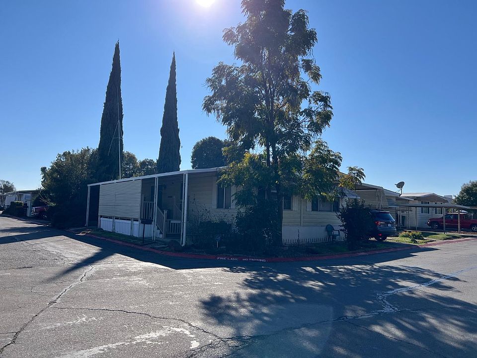 1st image of 4900 N Highway 99 #185