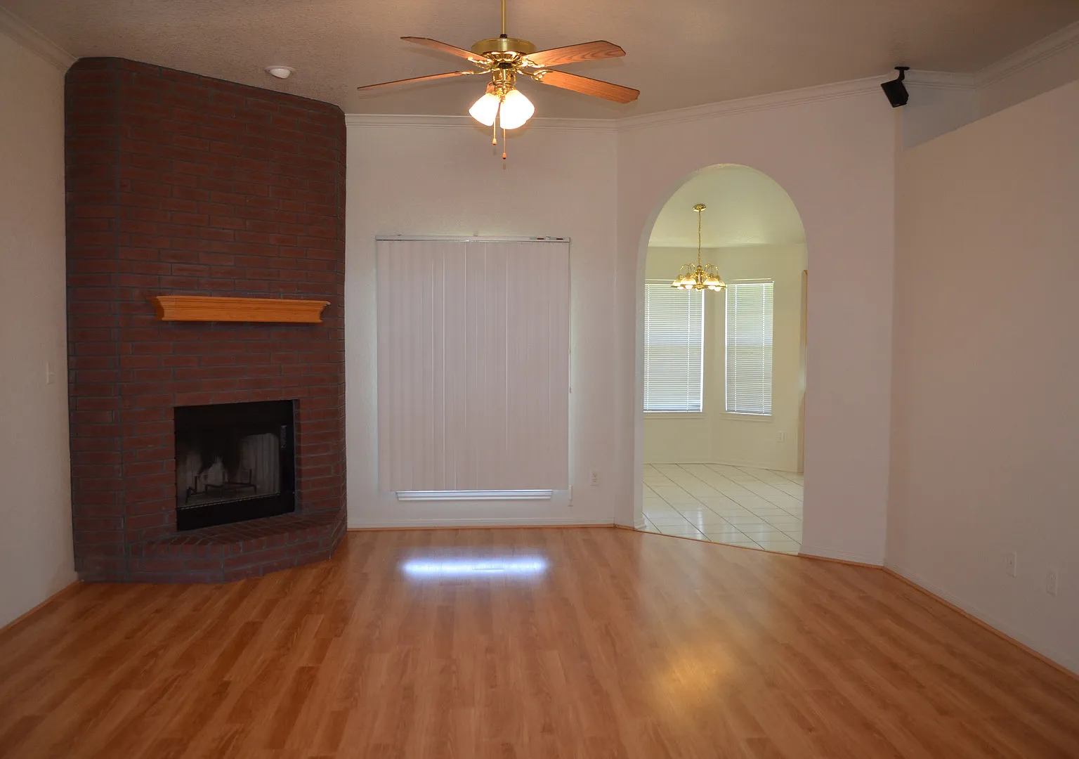 Adorable Cottage Home In Killeen - New Appliances ! — Photo 4