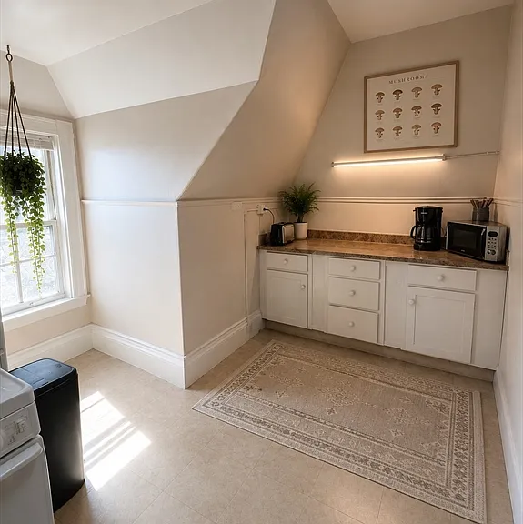23 Parsons St #3 — Photo 4