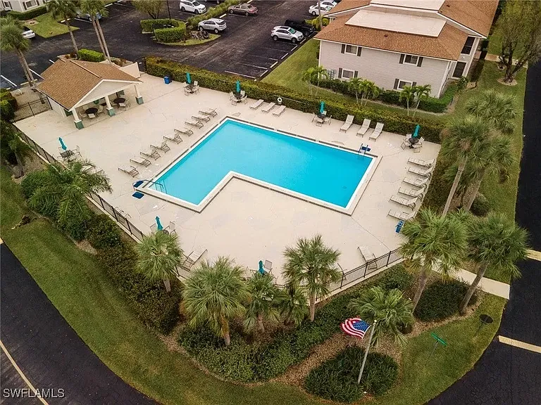 Community pool