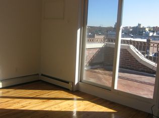 2658 30th St, Astoria, NY 11102