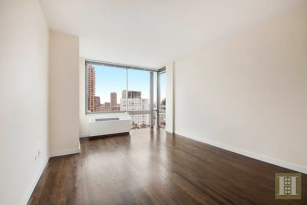 Rented by Halstead Real Estate | media 24