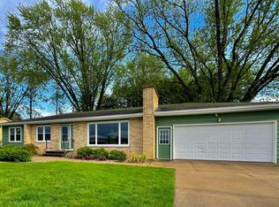 208 E Marquette St, Berlin, WI 54923