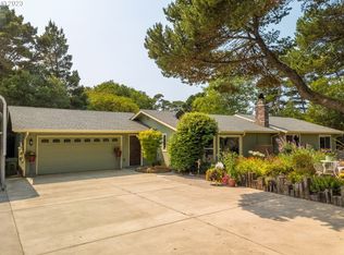 87876 Terrace View Dr, Florence, OR 97439