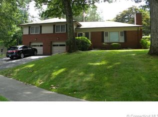 147 Kohary Dr, New Haven, CT 06515
