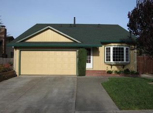 5035 Charmian Dr, Santa Rosa, CA 95409
