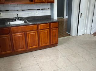 374 Hillside Ave APT 12, Newark, NJ 07112