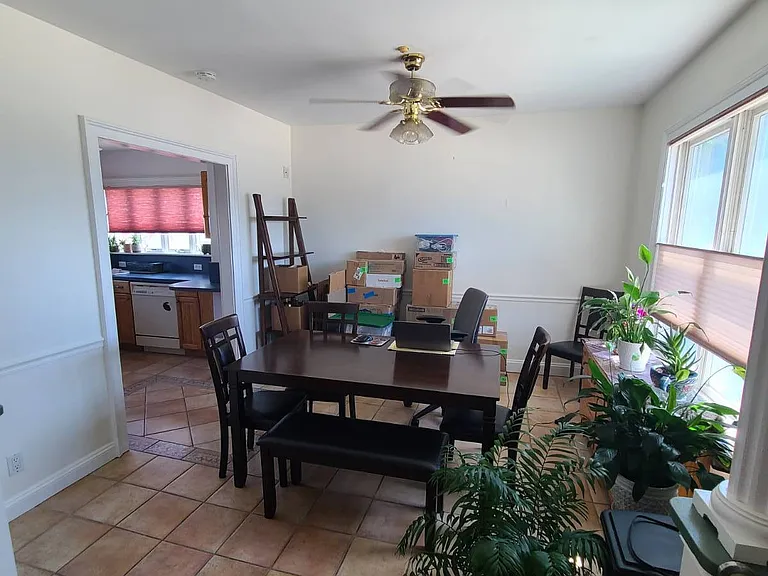 3591 Merrick Rd — Photo 5
