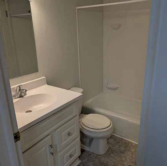 1820 Sunnyside Dr #5 — Photo 12