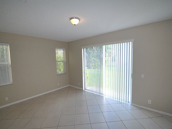4th image of 1211 Fosters Mill Ln