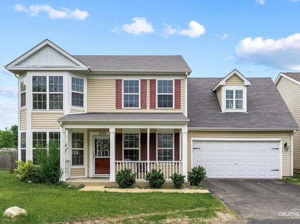 1632 Victoria Park Cir, Aurora, IL 60504