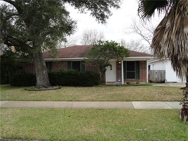 1st image of 13515 Greenbriar Dr