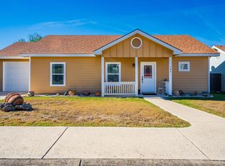 145 Jasper Ln, Kerrville, TX 78028