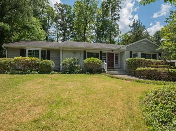 8401 Halesworth Rd, Richmond, VA 23235