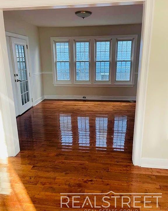 1st image of 392 Beach 12th St #1