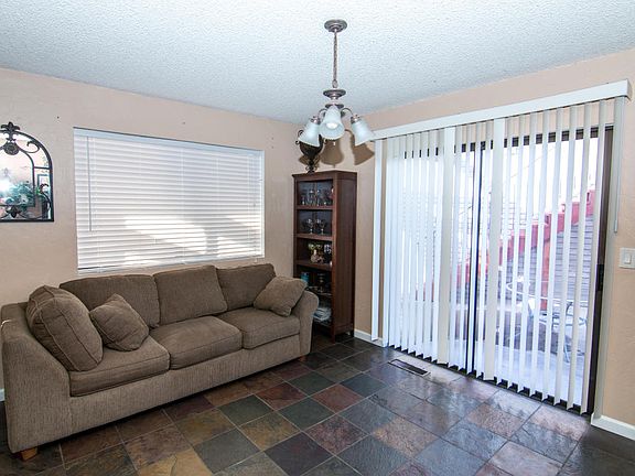 4th image of 2325 Nolte Dr