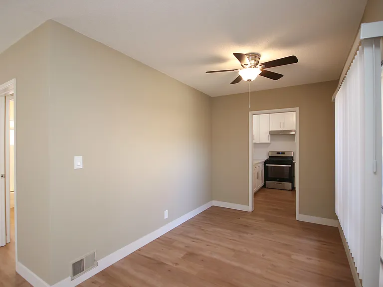1170 Huntington Dr #A8 — Photo 6