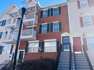 212 Matthews Dr, Newark, NJ 07103