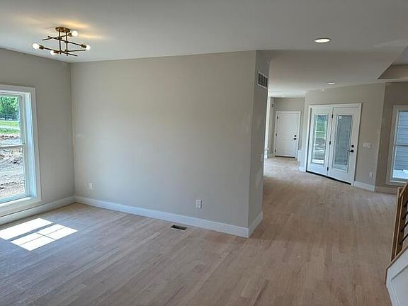 4th image of 2432 Rivers Pointe Dr