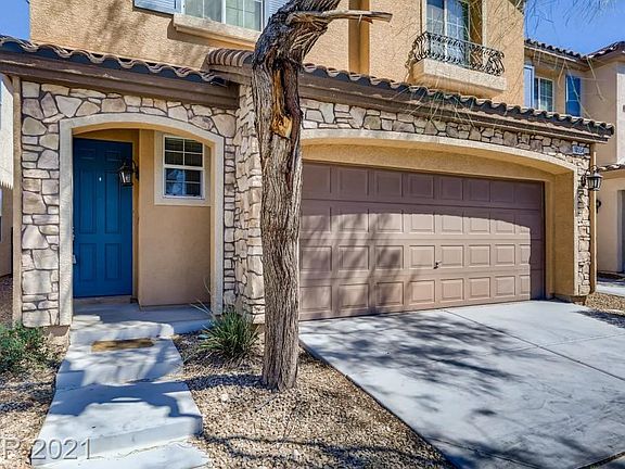 3rd image of 10554 La Campana St