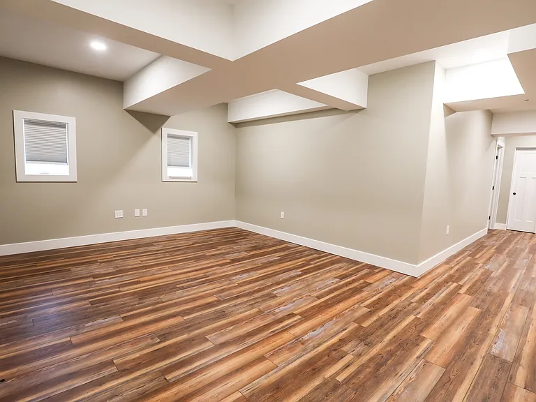 2101 Orchard Rd — Photo 1