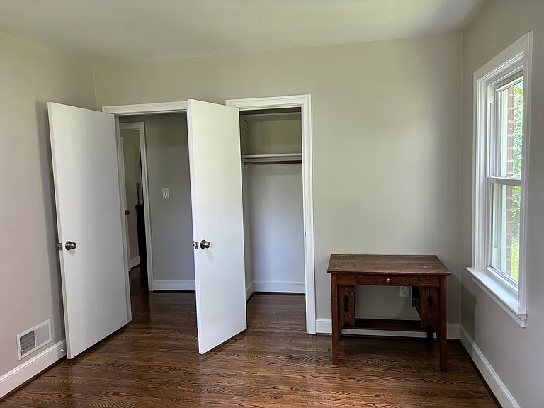 3004 Grandin Rd — Photo 17