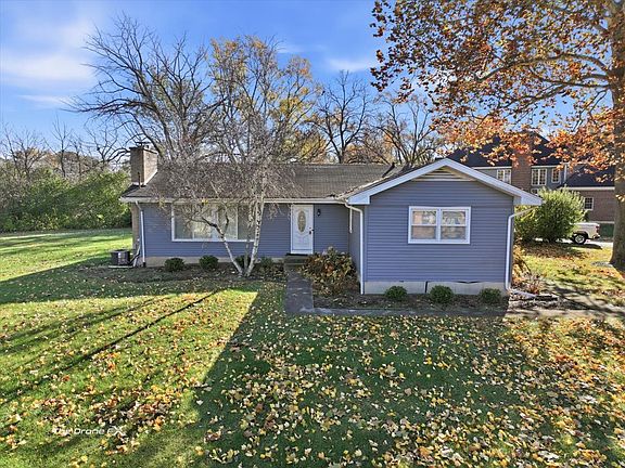 3rd image of 1519 Foothill Dr